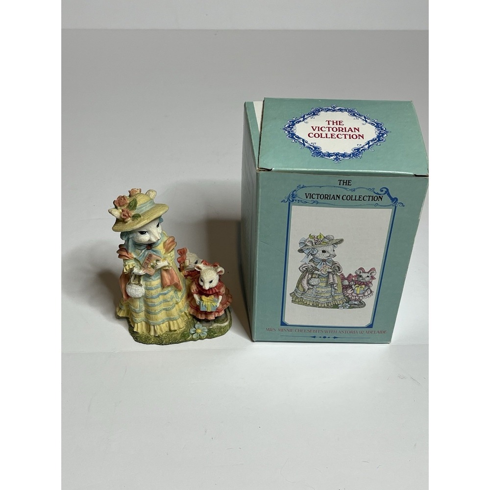 1995 Victorian Collection Mrs. Minnie Cheesebits with Astoria & Adelaide W/ Box